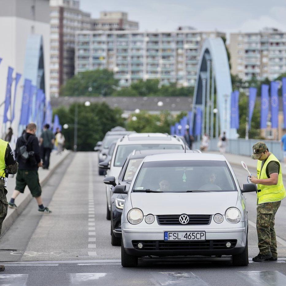 Poland reinstates border controls with Germany and Lithuania to discourage asylum-seekers
